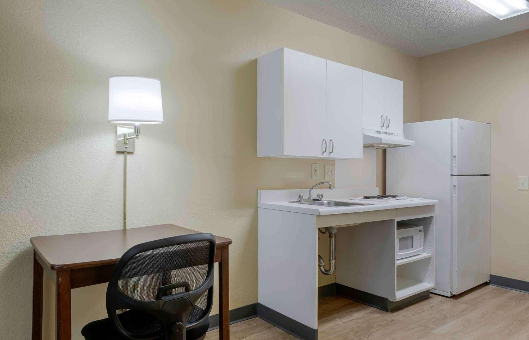 Extended Stay America Suites - Boston - Westborough - Connector Road Exteriör bild